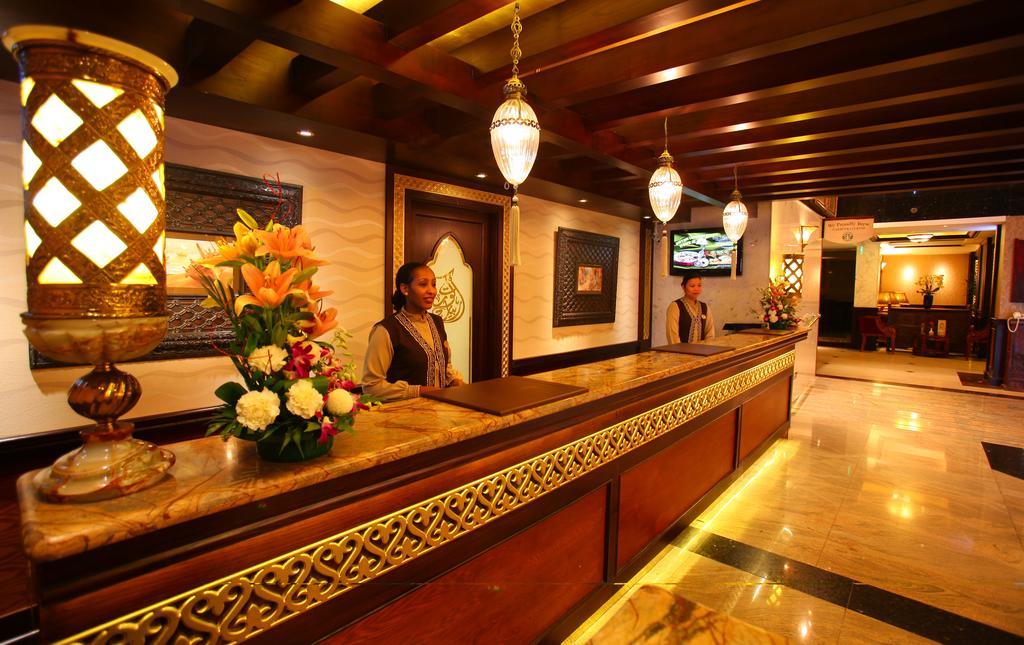 Arabian Courtyard Hotel & Spa Ντουμπάι Εξωτερικό φωτογραφία