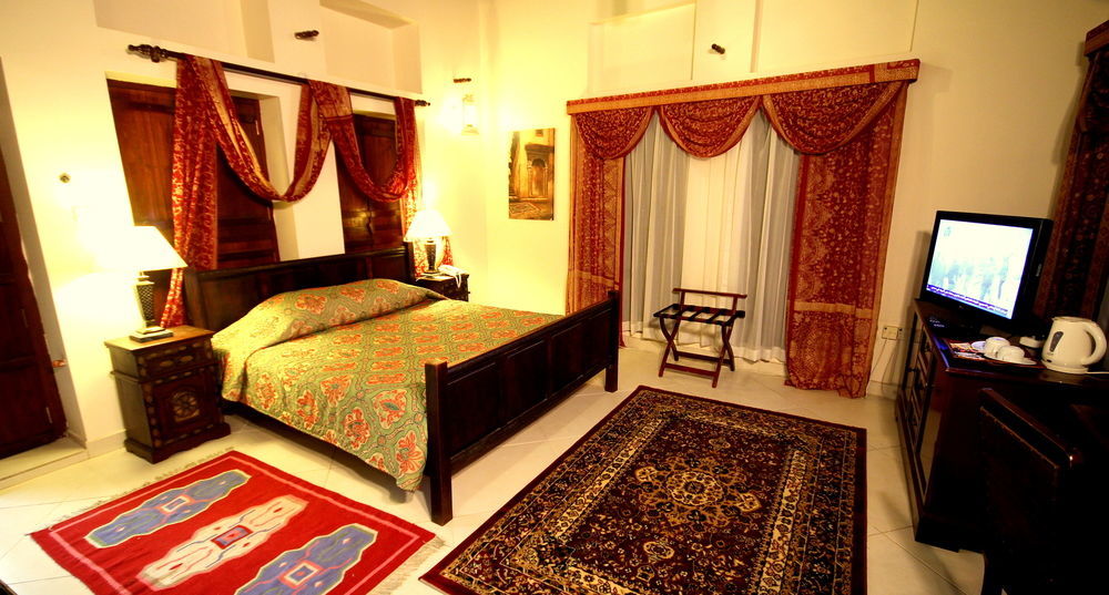 Arabian Courtyard Hotel & Spa Ντουμπάι Εξωτερικό φωτογραφία