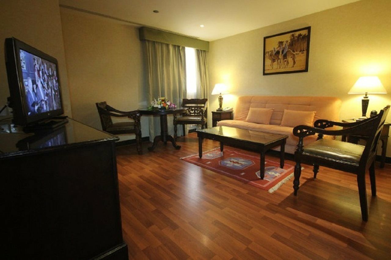 Arabian Courtyard Hotel & Spa Ντουμπάι Εξωτερικό φωτογραφία